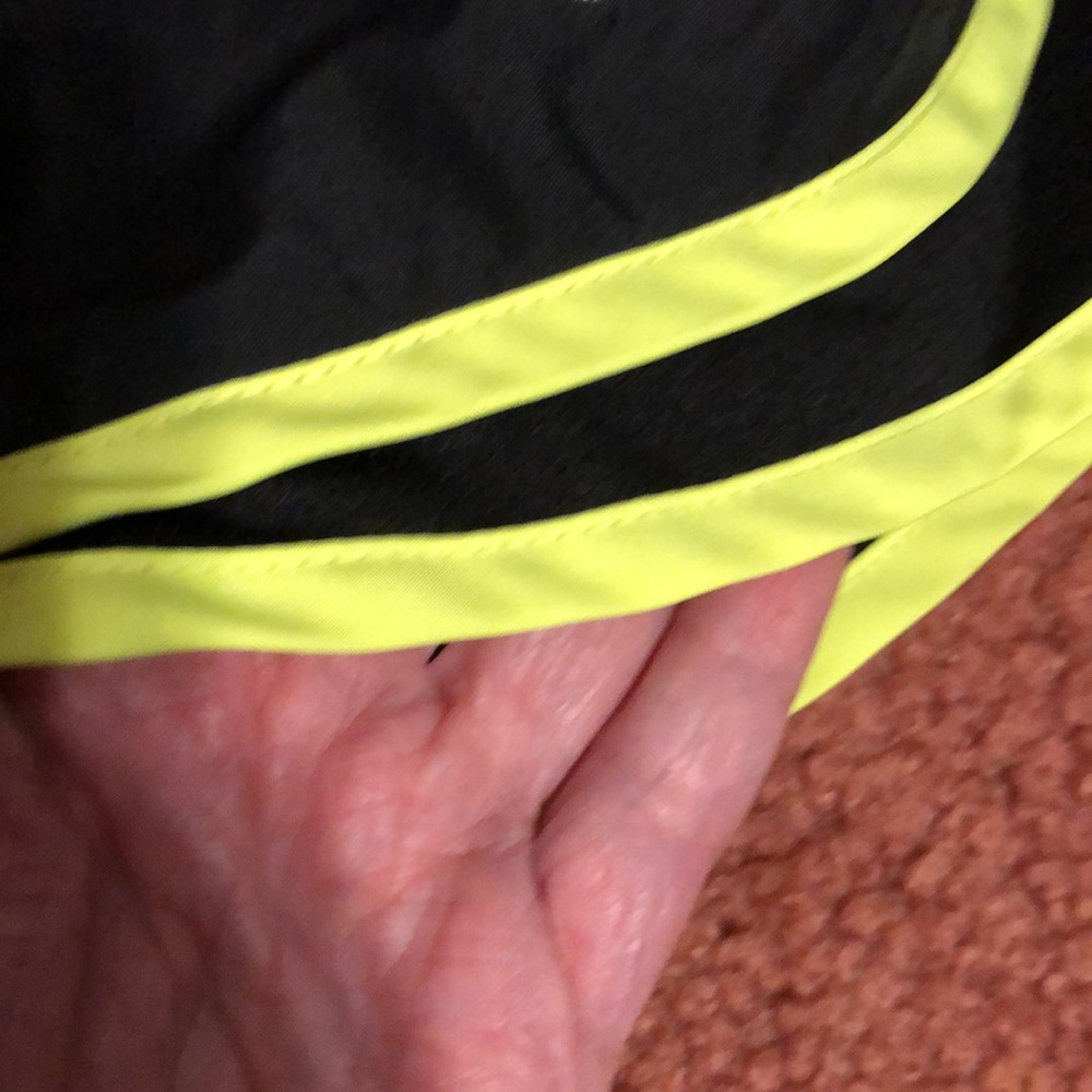 Nike Dri-Fit🥳HP🥳Shorts - Picture 3 of 10